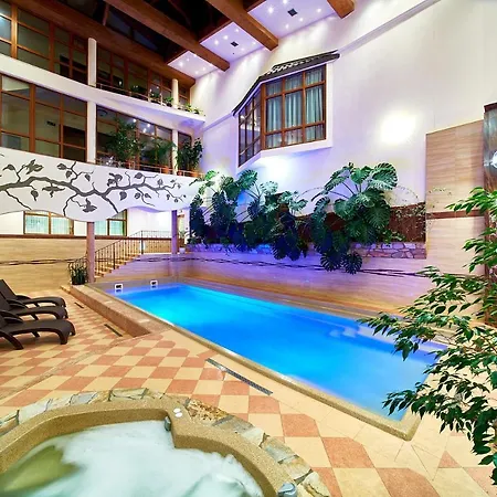 Eco Active Pieniny, Dawniej Kinga Ośrodek wypoczynkowy 4*